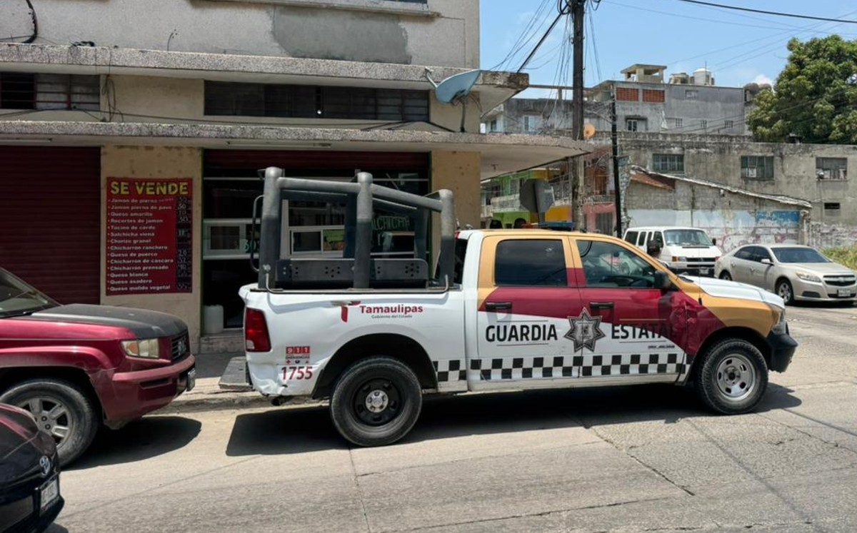 Hombre muere en vía pública en colonia Cascajal en Tampico. | Alberto Cano
