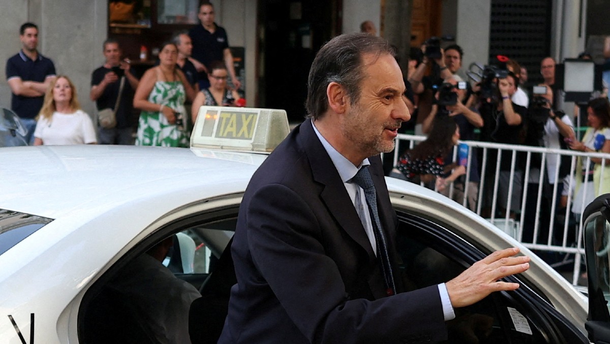 José Luis Ábalos, llega para testificar ante un juez instructor del Tribunal Supremo en un presunto caso de corrupción. | Reuters