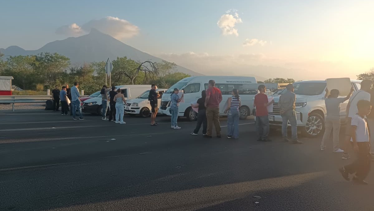 Los manifestantes son residentes de la colonia Siete Colinas. Foto: Lolita Lastra