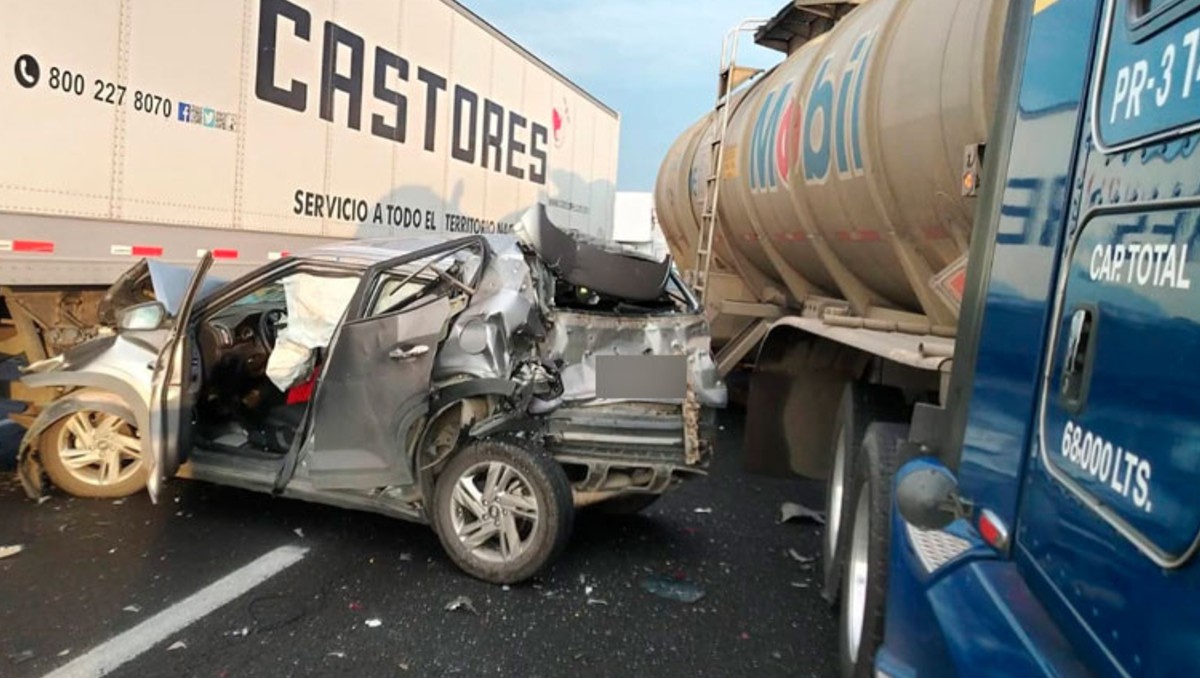 El operador del tráiler de la empresa Castores habría sido presuntamente víctima de un intento de asalto. | Redes  sociales