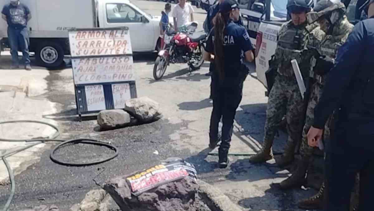 Autoridades frenan el robo de agua con el retiro de tomas clandestinas en el municipio más poblado del Edomex. Foto: Especial