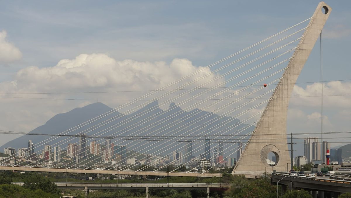 El contaminante asociado principalmente al tráfico vehicular concentró la mayoría de los días fuera de norma | Luis Guerra