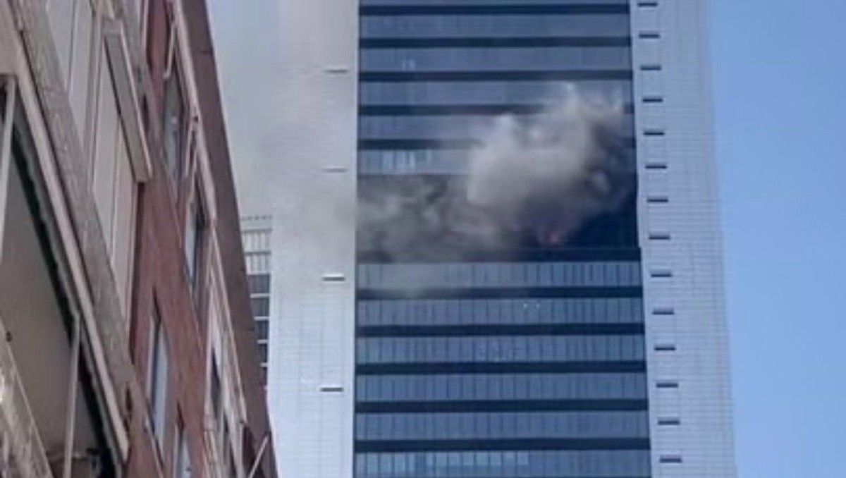 Desalojan torre en Madrid por pequeño incendio. | Especial