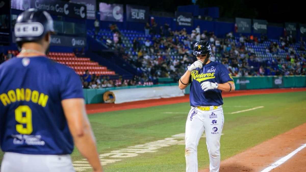 Rieleros de Aguascalientes vencen a Sultanes de Monterrey en el primer juego de la serie (X @RielerosDeAgs)
