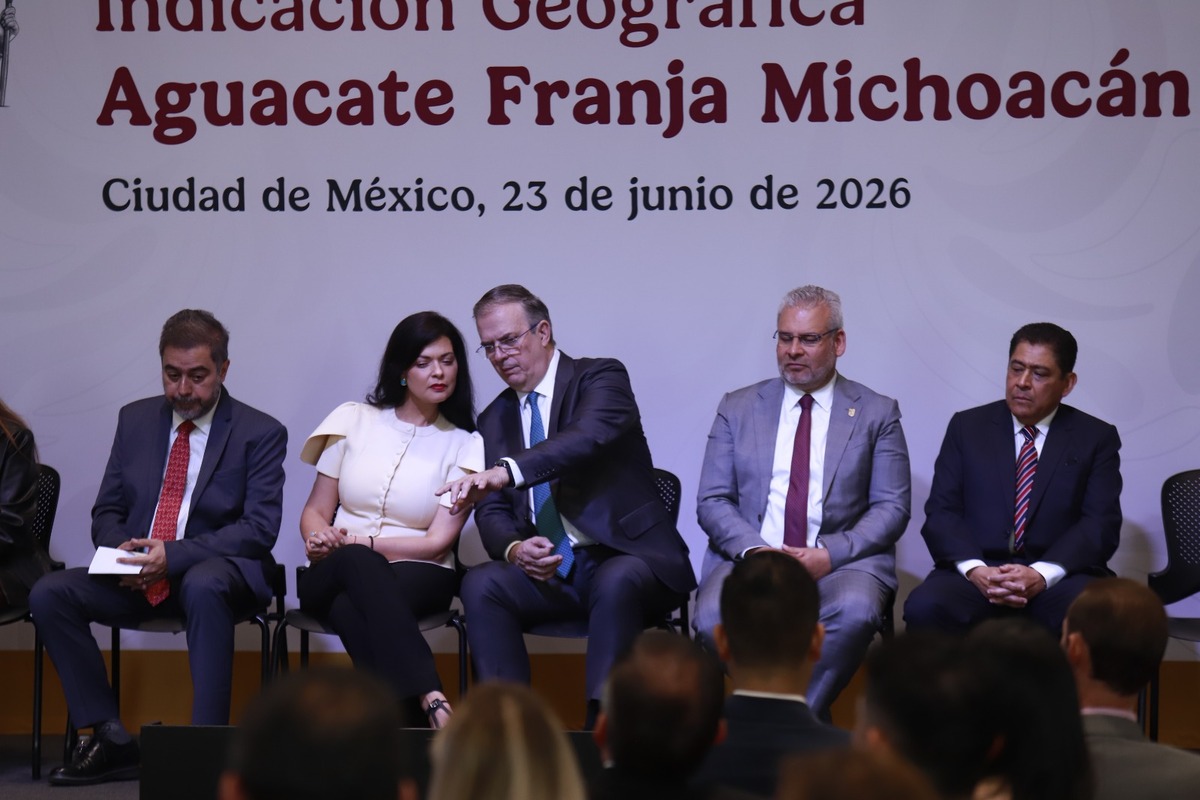 El secretario de Economía sostuvo que la posición de México es mantener la integración económica regional. | Foto: Juan Carlos Bautista