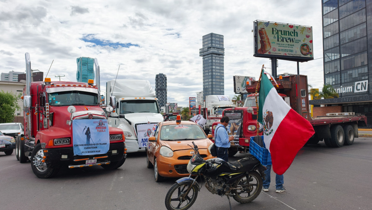 Bloqueo de AMOTAC en la Vía Atlixcáyotl | Agencia Es Imagen