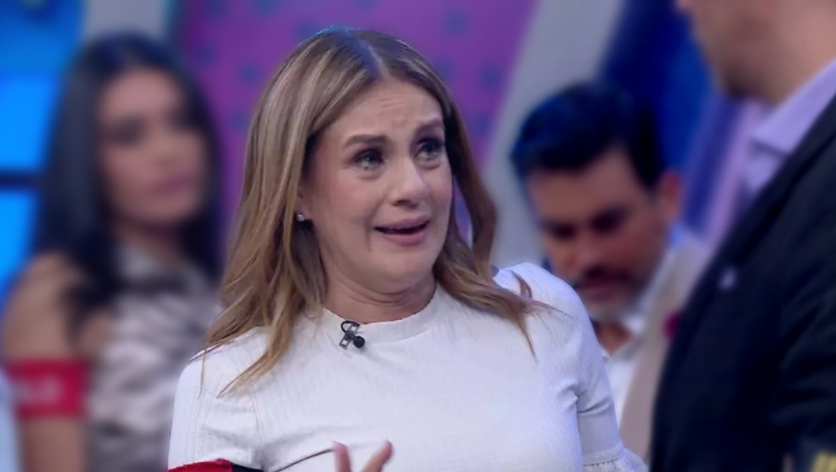 Flor Rubio comparte información importante sobre su programa de espectáculos (Venga la Alegría)