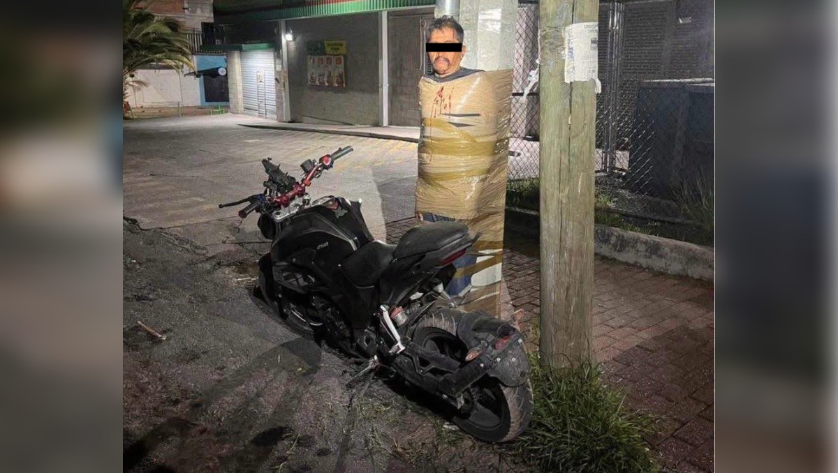 El hombre anónimo ha detenido al menos a cinco presuntos ladrones de motocicletas. | Foto: Especial