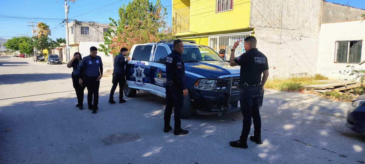 El hombre quedó entre las calles Madre Perla y Perla Artificial donde un vecino lo encontró e intentó auxiliarlo. |  Cortesía Kirk Castillo