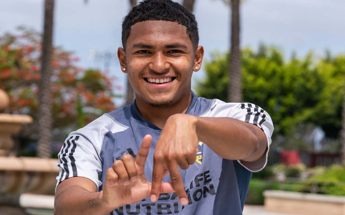 Mauricio Cuevas es otra opción para la defensa de Santos Laguna. | Foto: Cortesía LA Galaxy