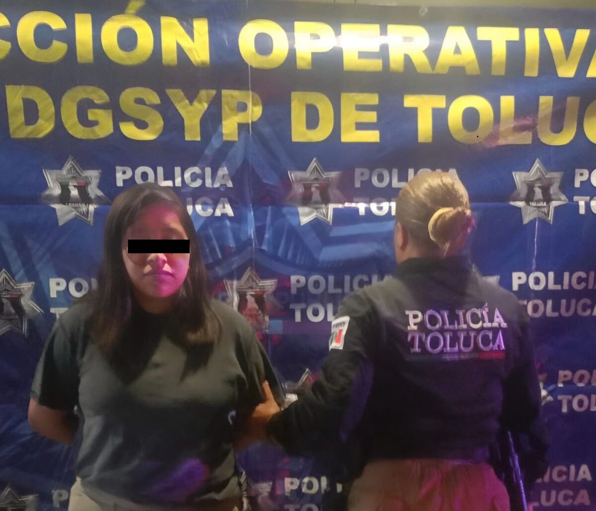 Paramédicos locales trasladaron de urgencia a la víctima a un nosocomio de la capital mexiquense | Especial