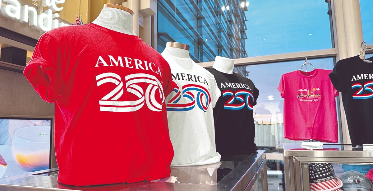 Playeras conmemorativas sobre la Declaración de Independencia. MASON BRIGHTON/SHUTTERSTOCK