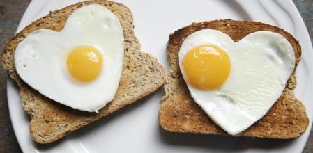 Receta fácil: Una forma diferente y creativa de preparar los huevos