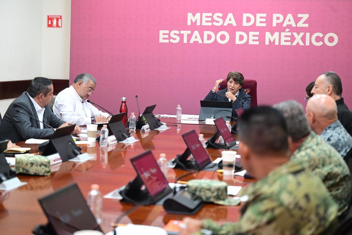 El robo de vehículo sin violencia y la extorsión encabezan las reducciones en los 12 indicadores delictivos evaluados por la gobernadora Delfina Gómez