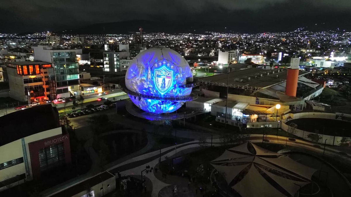 Videomapping en Museo Salón de la Fama en Pachuca. (Jorge Sánchez)