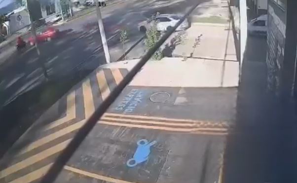 Accidente vial sobre la carretera México-Tuxpan. (Cortesía)