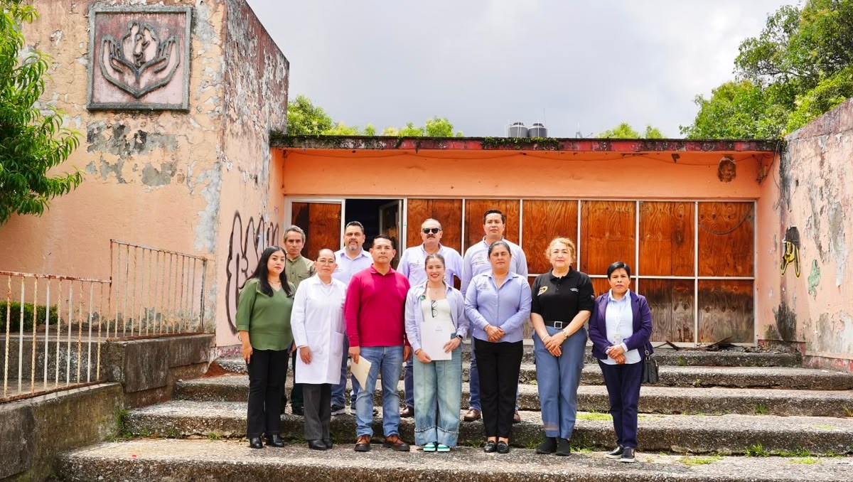 Entregan antigua clínica del ISSSTE a Gobierno de Huauchinango |Especial