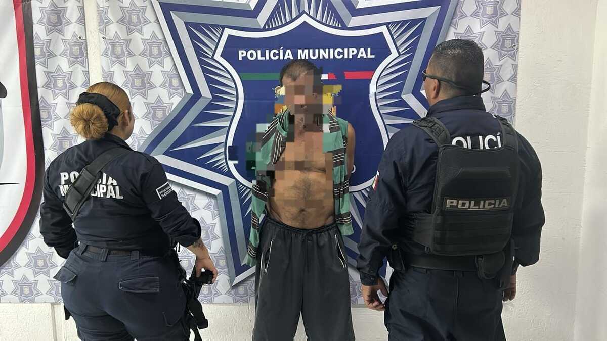 Los oficiales contactaron con una mujer, quien señaló que escuchó los gritos de auxilio de la afectada. | Cortesía de Seguridad Pública