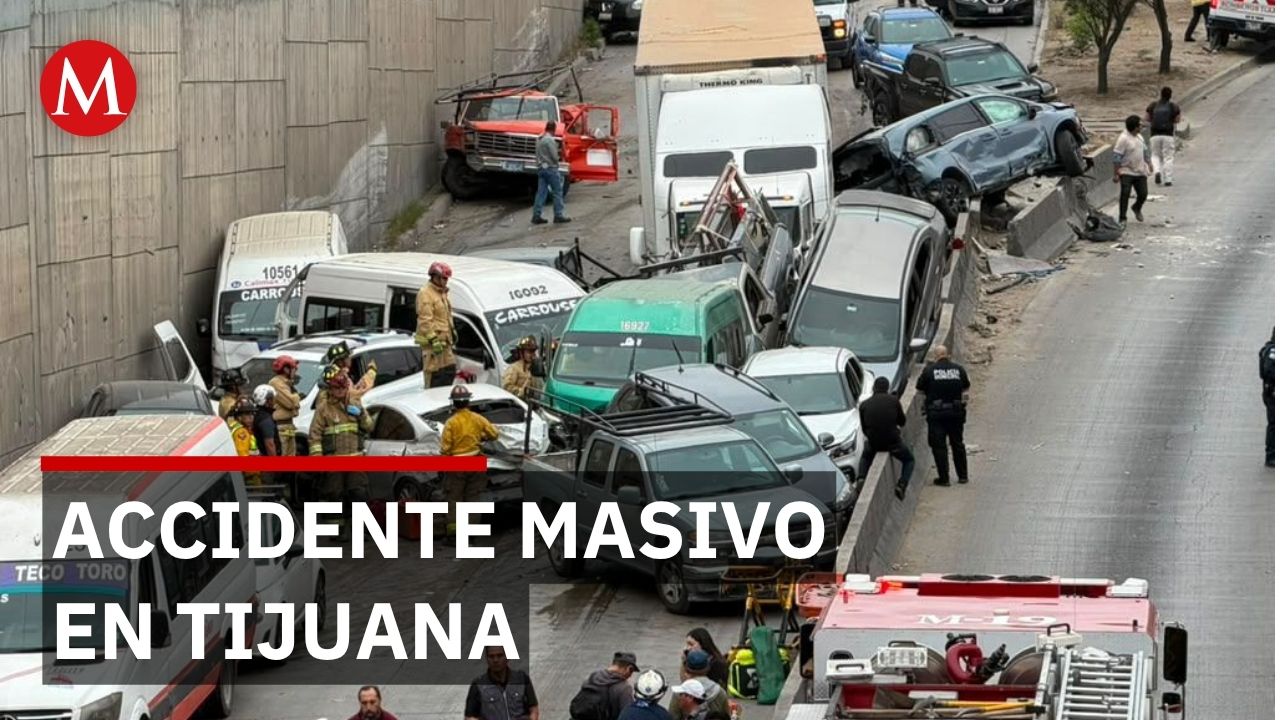 Trailero ignora rampa de frenado y provoca carambola de 35 vehículos en Tijuana