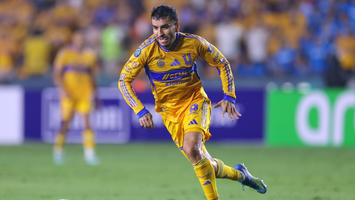 Ángel Correa ya entrena al parejo en la pretemporada de Tigres (Imago7)