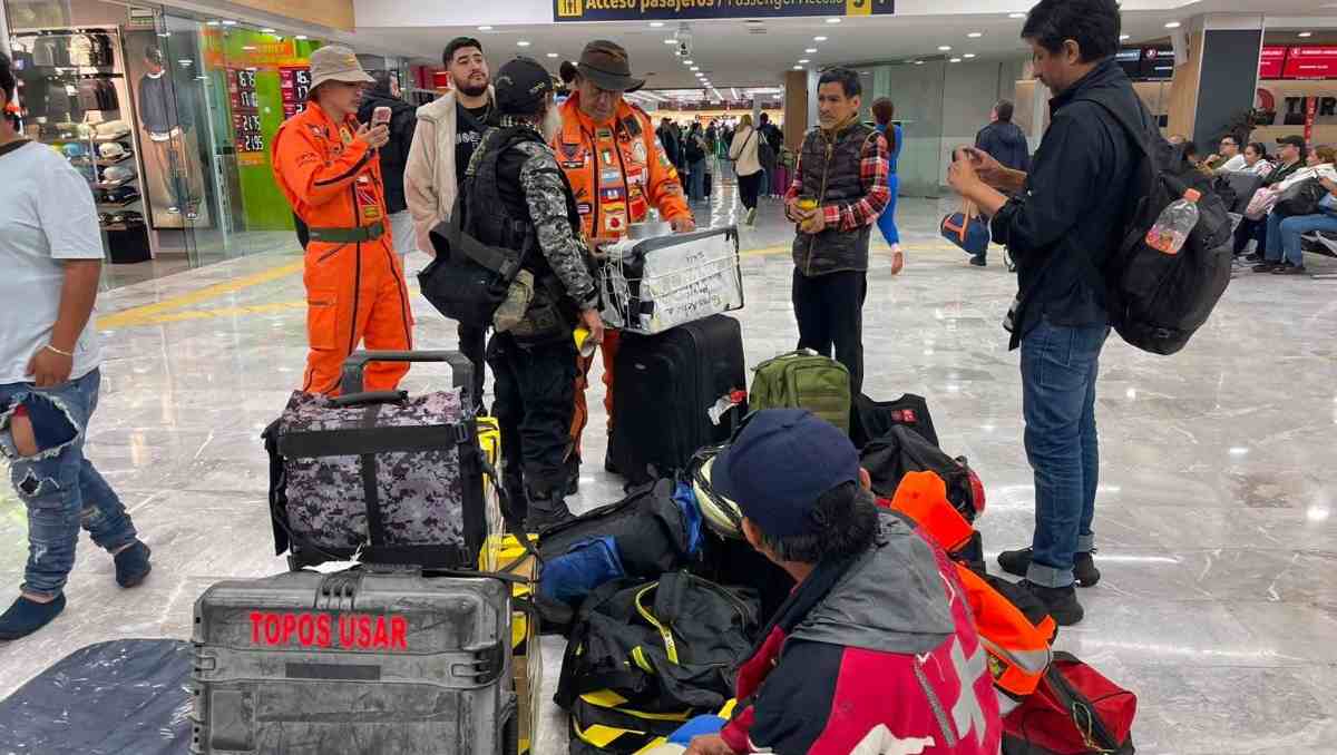 Carlos Cienfuegos y 20 voluntarios de Los Topos USAR BREC partieron a Venezuela para apoyar rescates tras sismos. Foto: Especial