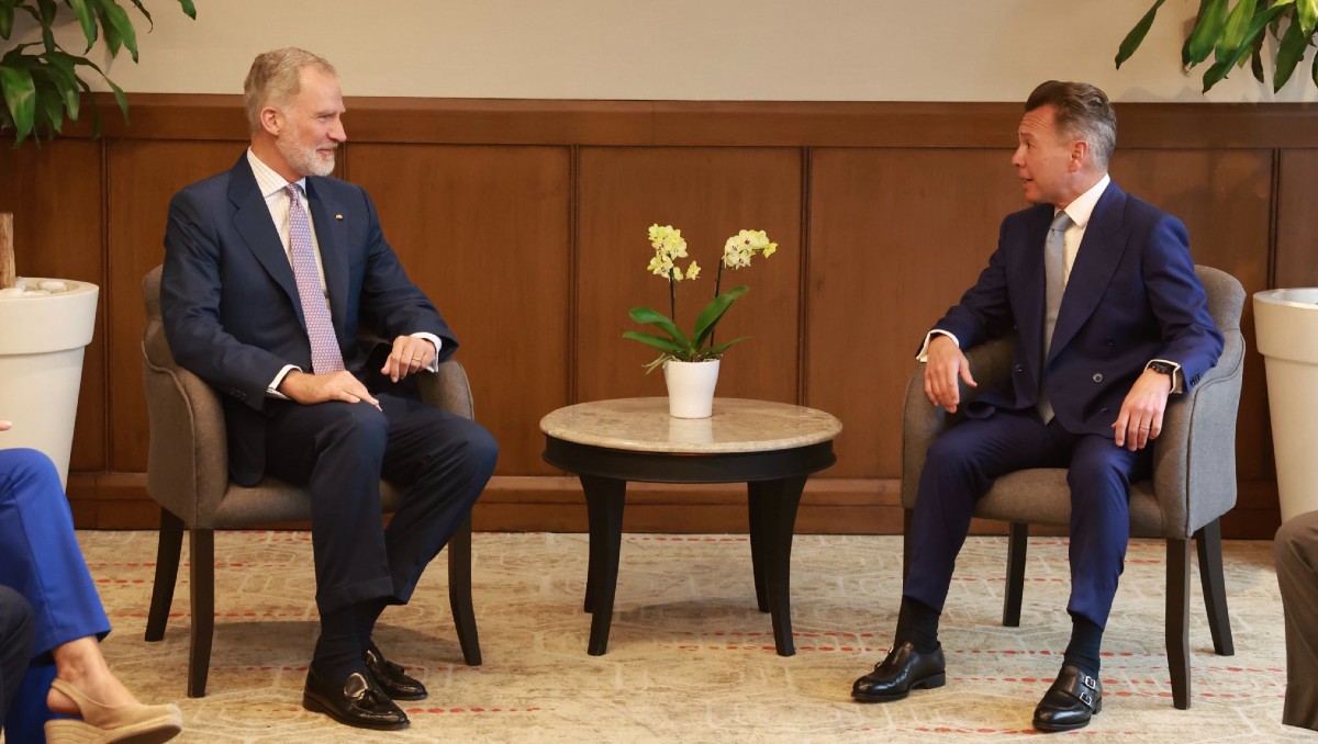 Felipe VI y Pablo Lemus sostuvieron una reunión en el hotel donde se hospeda el monarca en Guadalajara (Tomada de x.com/CasaReal)