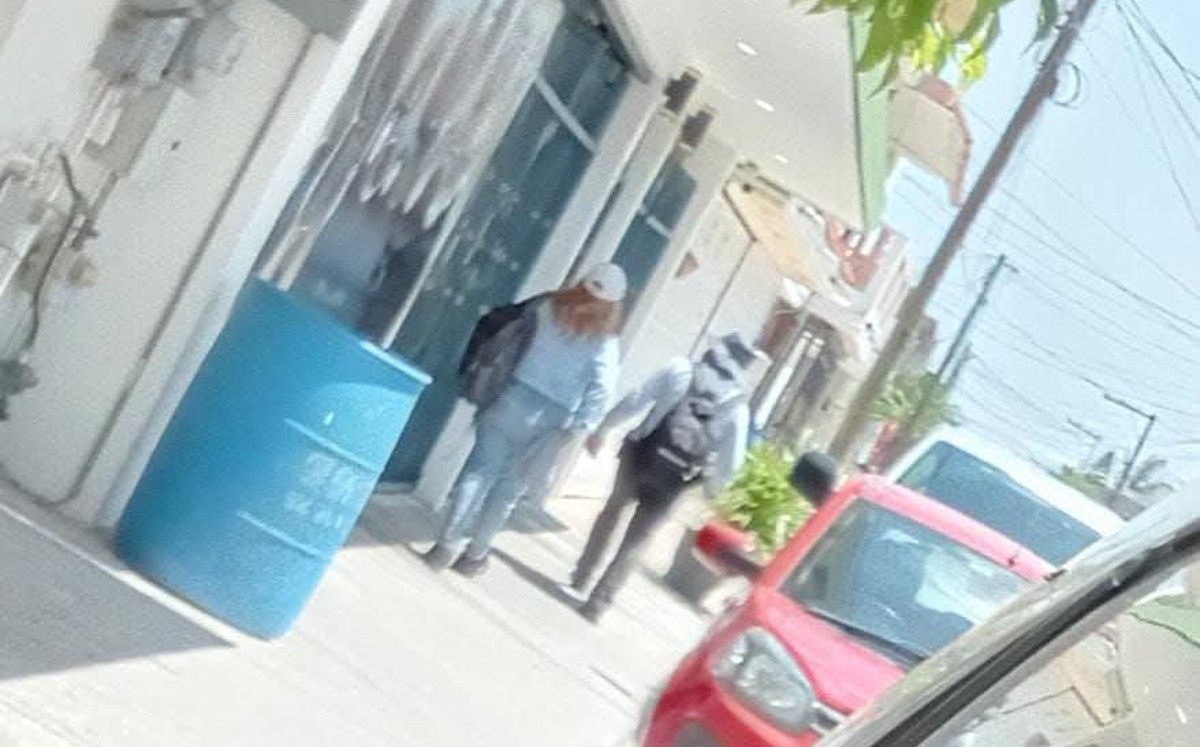 Dos personas fueron vistas pidiendo dinero a nombre de una conocida iglesia ubicada en Ciudad Madero. | Foto: Agustín González