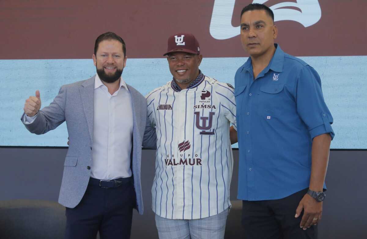 Ramón Santiago fue oficialmente presentado como mánager del Unión Laguna. (Manuel Guadarrama)