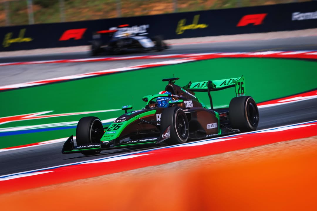 Ricardo Escotto competirá del 3 al 5 de julio en Silverstone durante la quinta ronda de la FIA Fórmula 3 con AIX Racing. (Cortesía)