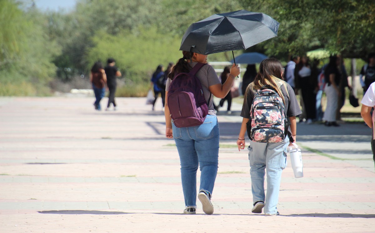 Se busca que jóvenes en Gómez Palacio tengan alternativas en caso de no pasar exámenes de admisión |  Archivo Verónica Rivera