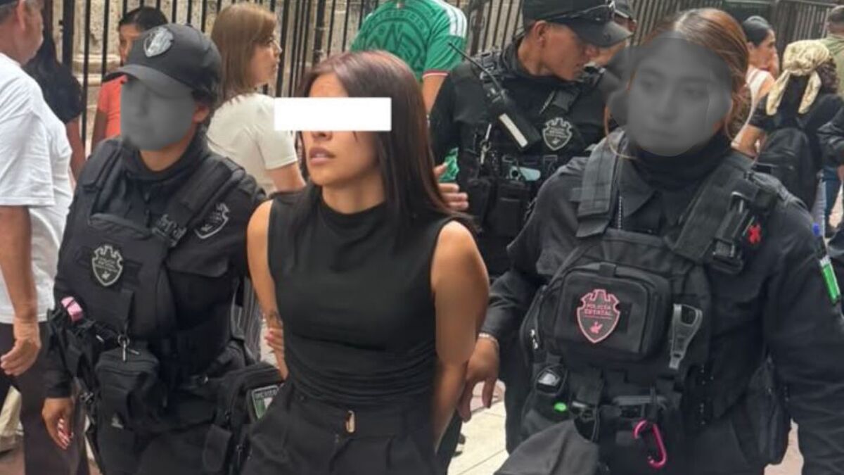 Detienen a mujer por usar IDs ajenas en Hacienda de Guadalajara (Cortesía)