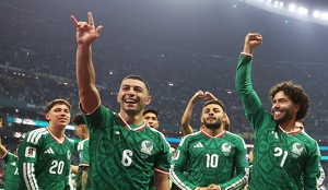 Erik Lira, mediocampista de la Selección Mexicana, aseguró que el Tricolor buscará seguir teniendo resultados históricos en el Mundial 2026.