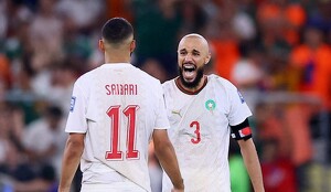 Noussair Mazraoui recalcó el "espíritu de lucha" en triunfo de Marruecos sobre Países Bajos.