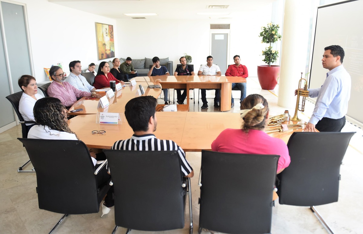 Reconocen en Torreón a Gerardo Santoyo por su trayectoria.| Cortesía.