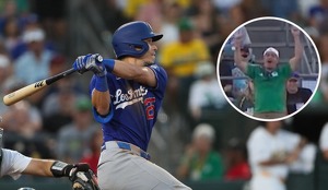 Un aficionado festejó un gol de México en pleno partido de Grandes Ligas entre Los Ángeles Dodgers y los Oakland Athletics.