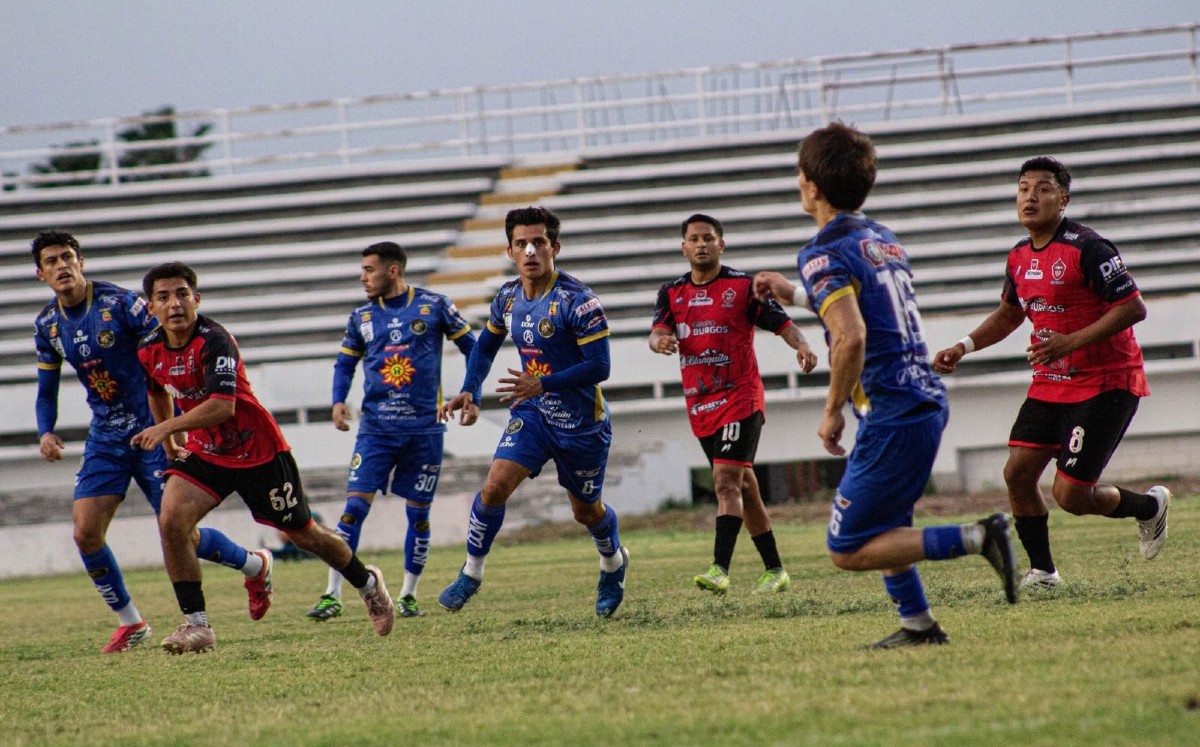Club Calor y Gavilanes de Matamoros se enfrentaron en la última jornada de la liga Premier. | Cortesía: Club Gavilanes de Matamoros