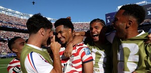 La Selección de Estados Unidos derrotó, con 10 hombres, a Bosnia y Herzegovina para meterse a Octavos de Final del Mundial 2026.