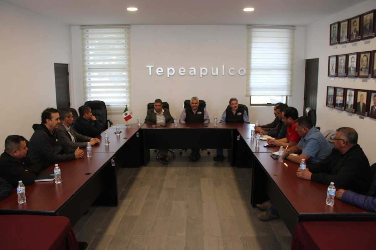 Gobierno de Tepeapulco fortalece relación con sindicato minero. (Cortesía)