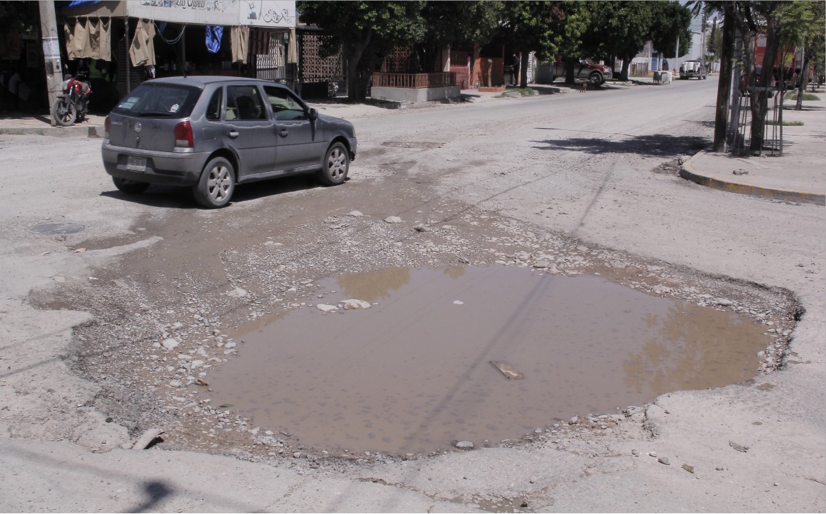 Mayoría de encuestados en ENSU consideran que los baches son el principal problema en Torreón | Archivo Manuel Guadarrama