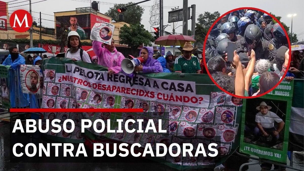 Policía golpea a madres buscadoras durante intento de bloqueo en Calzada de Tlalpan