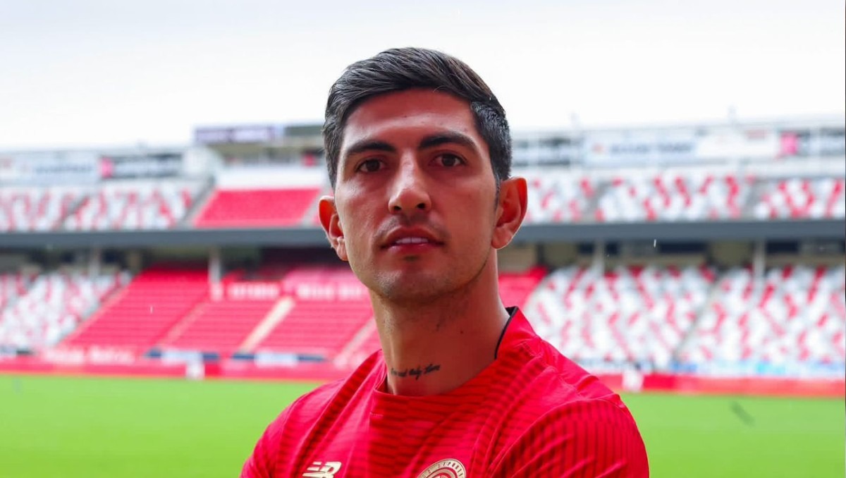 Toluca hace oficial la contratación de Víctor 'El Pocho' Guzmán (Cortesía Club Toluca)