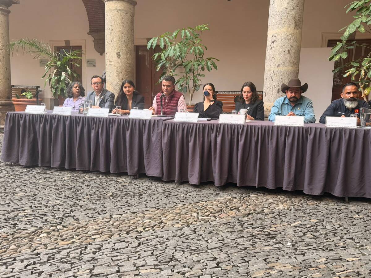 diputados de la bancada de Morena en Jalisco. (Roberto Hurtado)