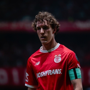 Marcel Ruiz, futbolista del Toluca, es operado con éxito de su ruptura de ligamento cruzado en la rodilla izquierda.