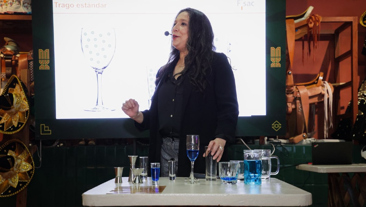 Abordan mitos del consumo de bebidas alcohólicas en Guadalajara (Cortesía)