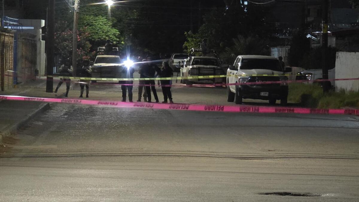 En el lugar, los agentes aseguraron diversos casquillos calibre 9 milímetros, varias hojas y la cabeza de un cerdo. | Especial