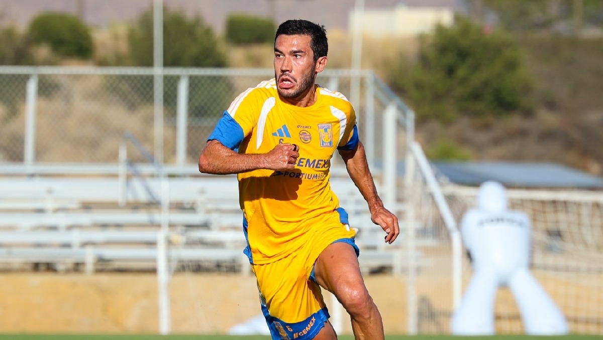 Juan Pablo Vigón durante la pretemporada de Tigres rumbo al Apertura 2026.(Cortesía Club Tigres)