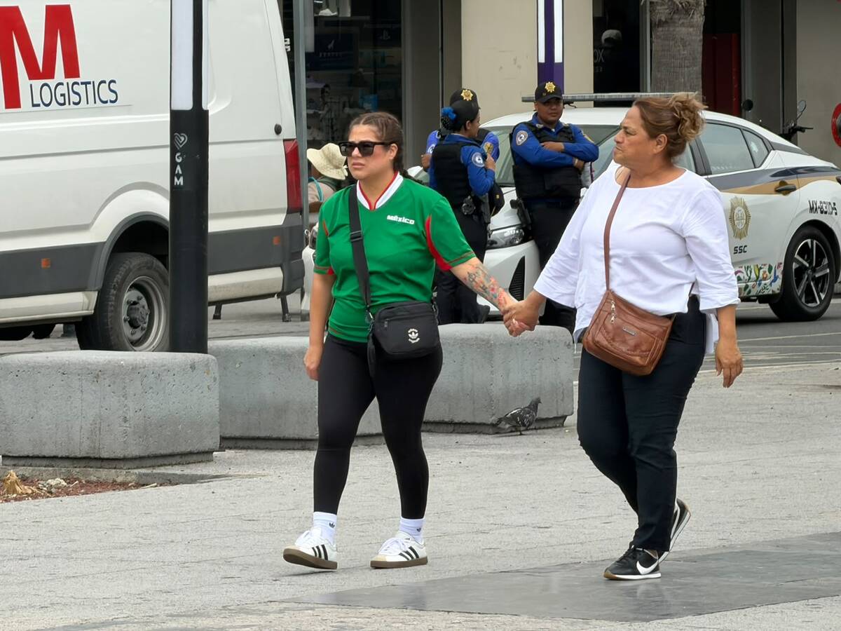 La mayoría de de los asistentes vestían con playeras verdes de la Selección. (Foto: especial)