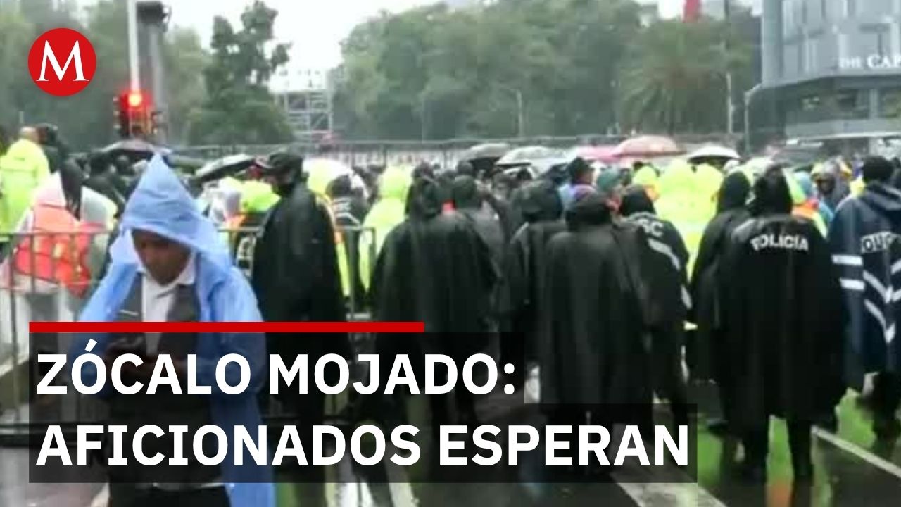 Aficionados bajo lluvia esperan México vs Inglaterra en CDMX con seguridad reforzada