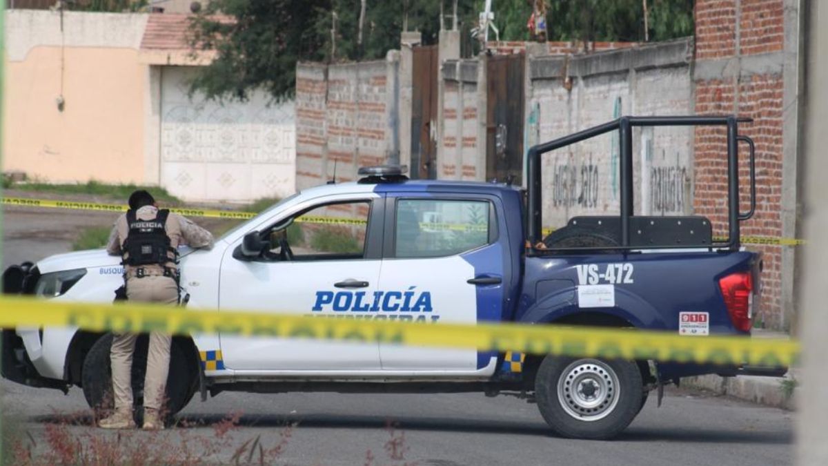 Peritos y agentes de Investigación Criminal de la Fiscalía General del Estado de Guanajuato realizaron el levantamiento de evidencia. | Redes Sociales