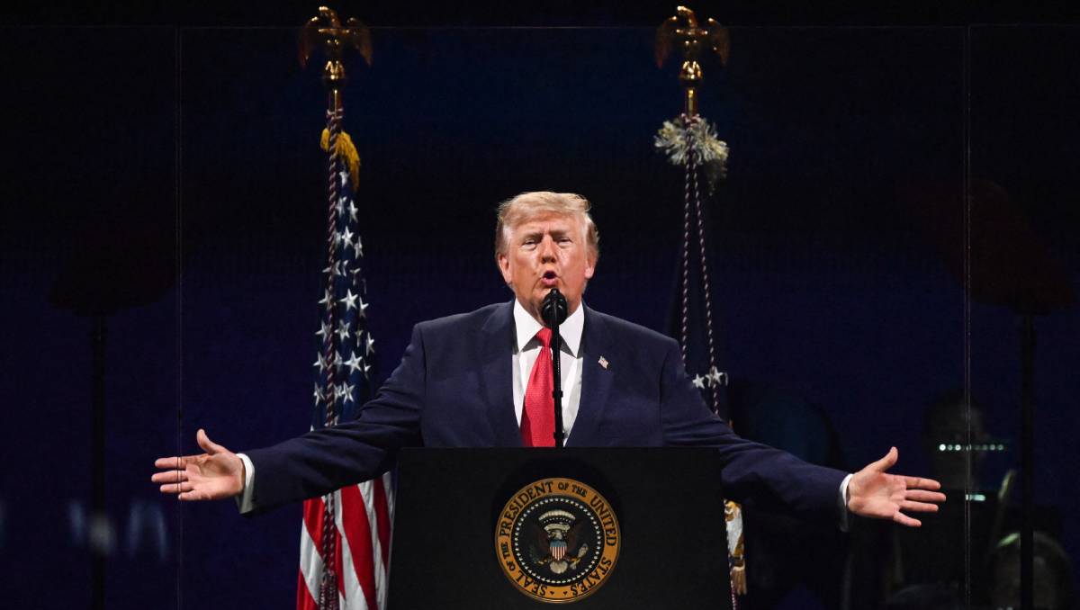 El presidente de Estados Unidos, Donald Trump, pronuncia un discurso durante la celebración del Día de la Independencia. | Foto: AFP